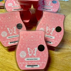 Scentsy 8 Pack of Pink Lemon Water Wax Bars- Brochures & Scent Stickers included